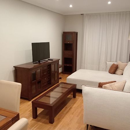 Avello Oviedo Con Parking Apartment Bagian luar foto