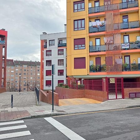 Avello Oviedo Con Parking Apartment Bagian luar foto