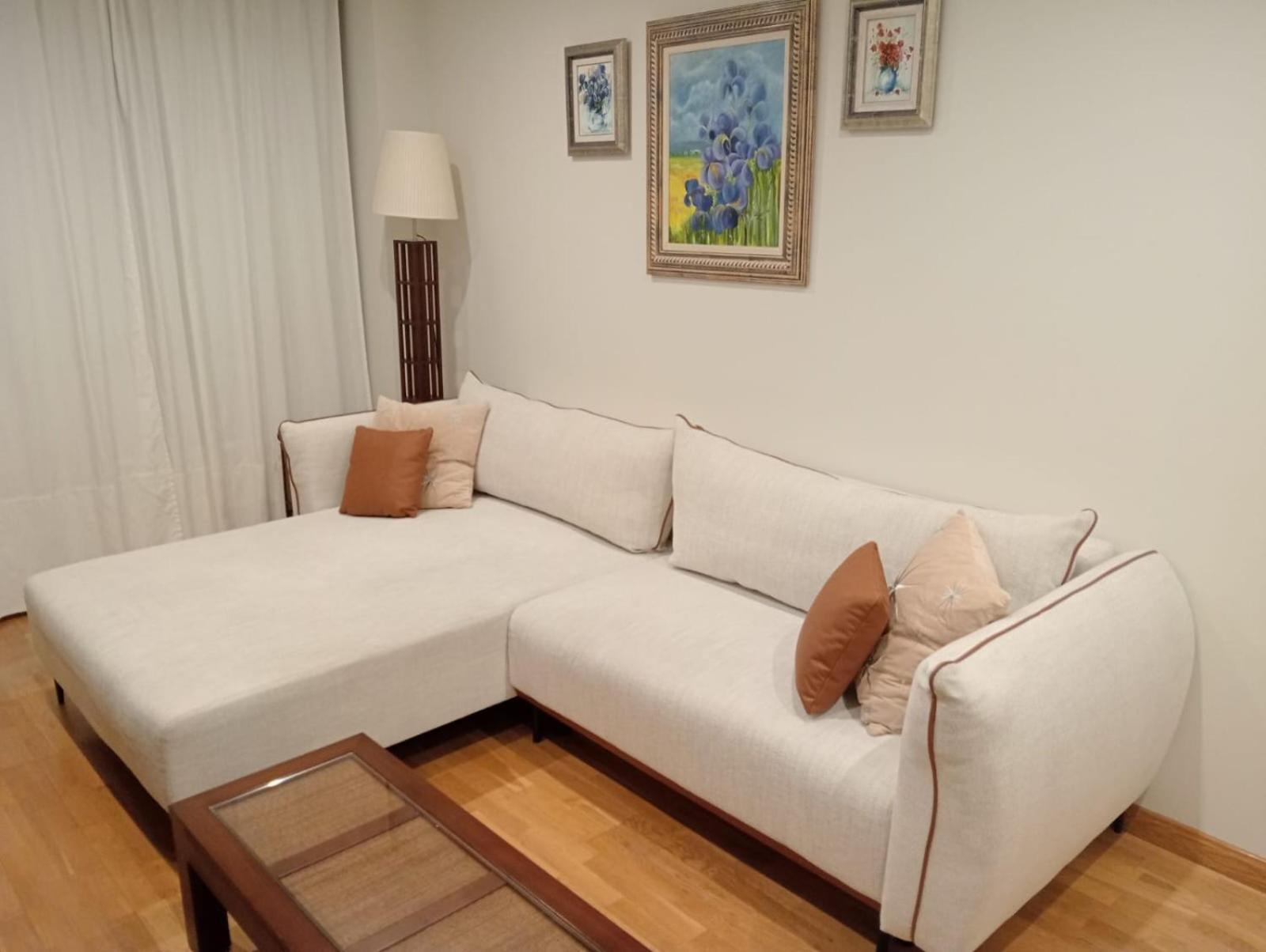Avello Oviedo Con Parking Apartment Bagian luar foto