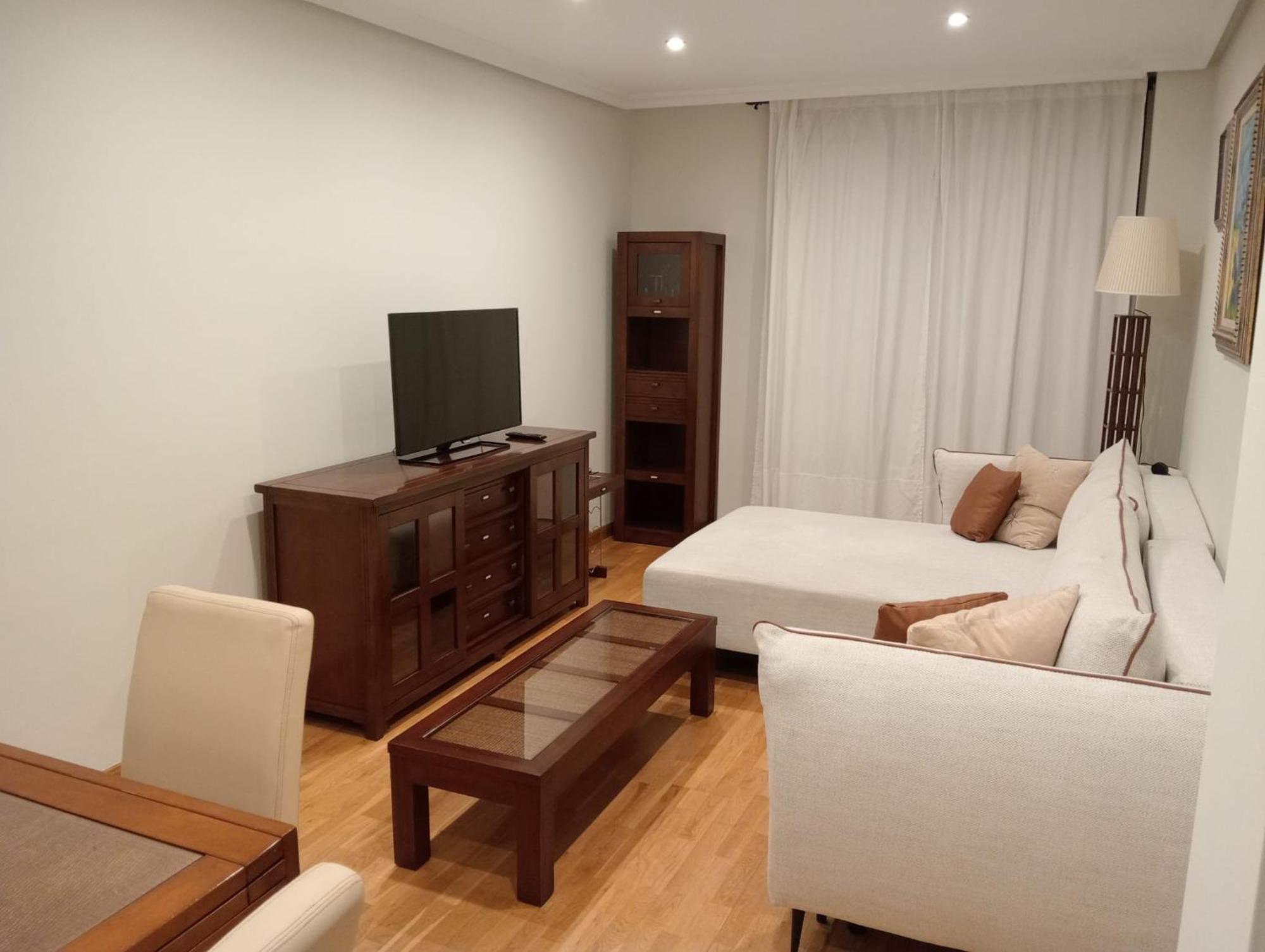 Avello Oviedo Con Parking Apartment Bagian luar foto