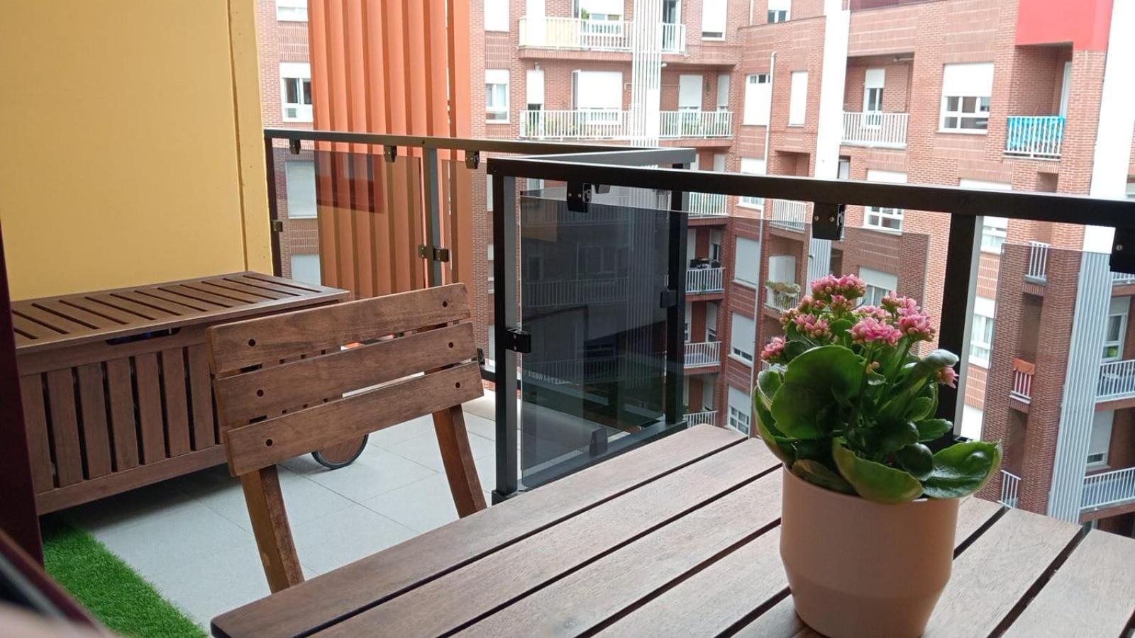 Avello Oviedo Con Parking Apartment Bagian luar foto